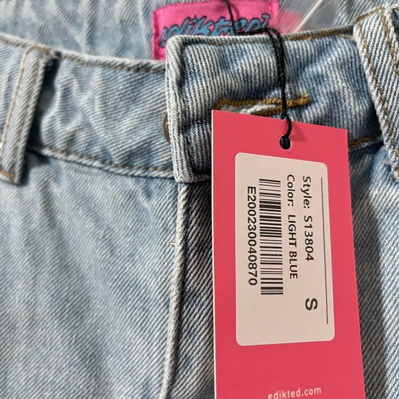 NWT EDIKTED LONG JORTS TOMBOY LOW RISE 100% COTTON MEDIUM-LIGHT WASH - Picture 2 of 4